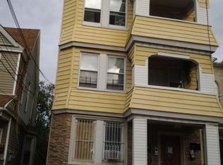 373 Badger Ave, Newark, NJ 07112