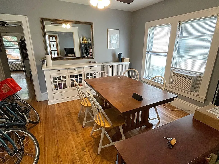 3852 Grand Ave S — Photo 7