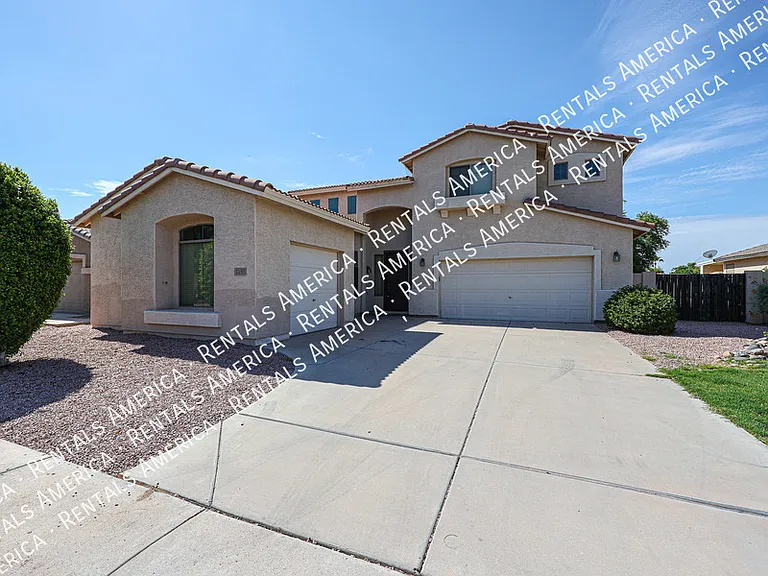 1155 E Winchester Pl — Photo 4