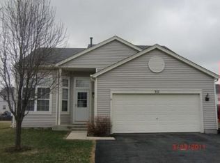 357 Zinnia Dr, Romeoville, IL 60446