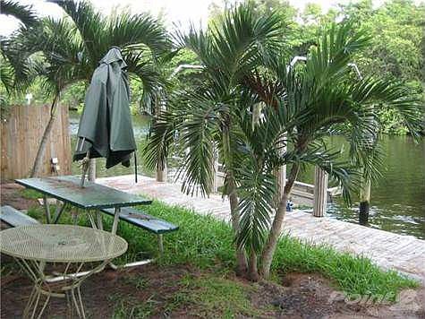 2nd image of 3251 SW 44th St APT 204