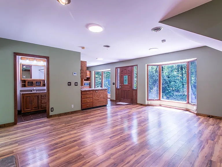 2600 E Fork Rd — Photo 5