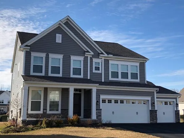 Pinnacle Woods Dr, Grove City, OH 43123