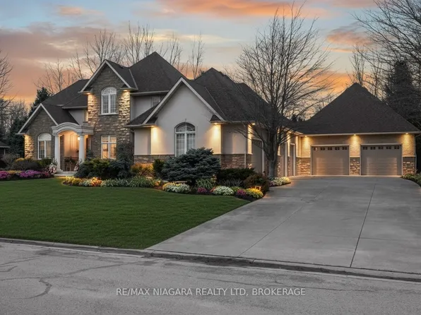 6775 Domenic Cres, Niagara Falls, ON L2J 4L5