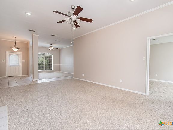 5th image of 2308 Pin Oak Dr