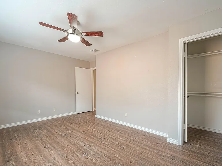 2404 Sycamore Ave #C-1 — Photo 28