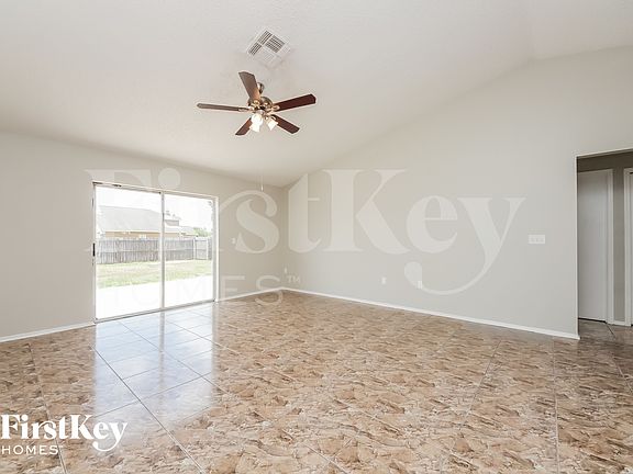 4th image of 2412 Quail Cove Ct