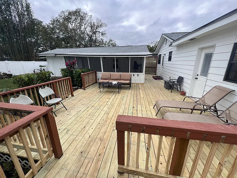 1016 W Indiana Ave — Photo 52
