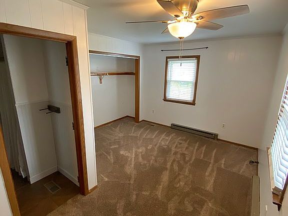 3rd image of 130 Orchard St