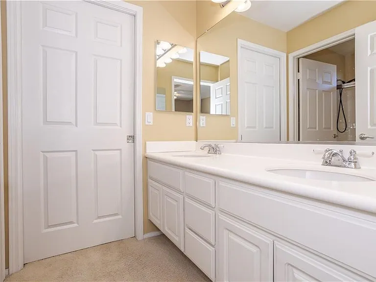 19932 Oakville Ct — Photo 19