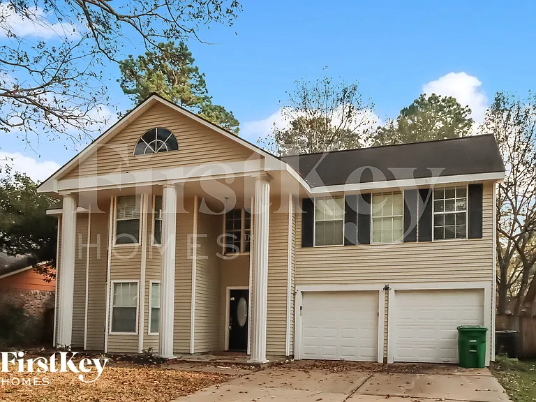 3210 Lake Stream Dr — Photo 2