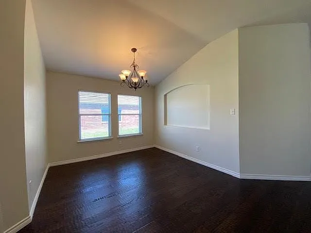 1202 Madison Dr — Photo 15