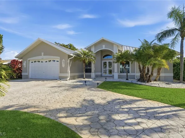 5267 Stratford Ct, Cape Coral, FL 33904