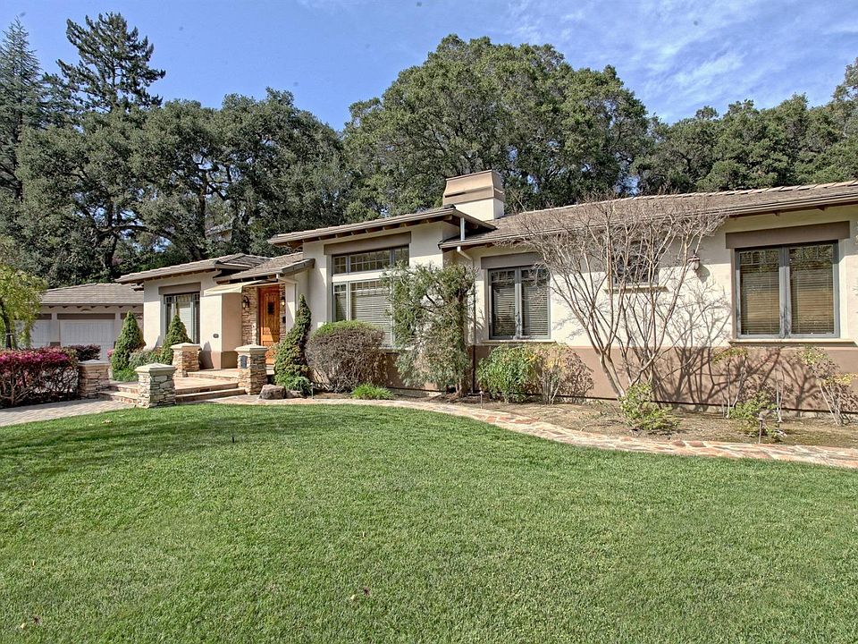 1st image of 20571 Brookwood Ln
