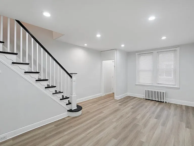 2828 Winton St — Photo 3
