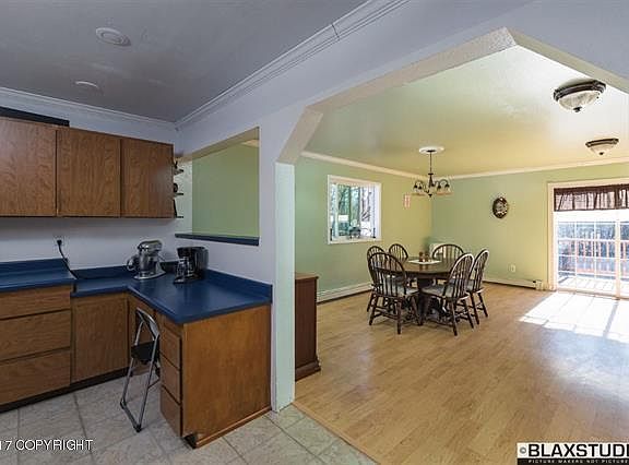 5th image of 1651 Madison Dr