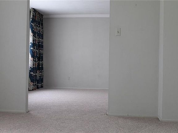 Dining Room looking in to Living Room