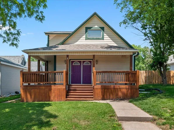 3018 Frederick St, Omaha, NE 68105