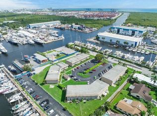 323 Gulfstream Rd, Dania, FL 33004