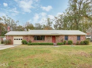 116 Varnedoe Ave, Garden City, GA 31408