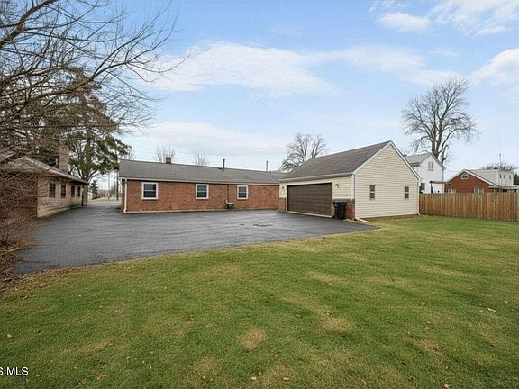 5th image of 5415 Seaman Rd