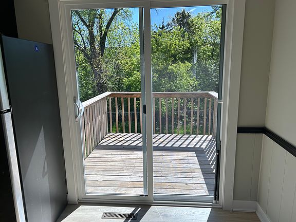 4th image of 3516-3518 Kenowa Ave SW