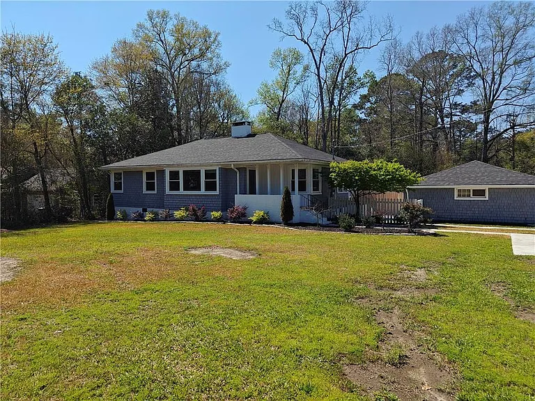 810 Wesleyan Dr — Photo 12