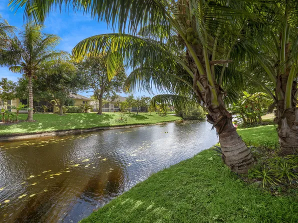 124 Stillwater Circle, Jupiter, FL 33458