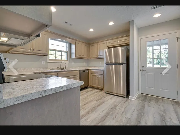 282 Hunt St — Photo 4