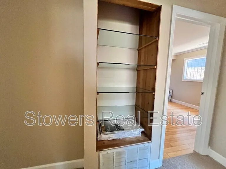 221 Green St — Photo 6