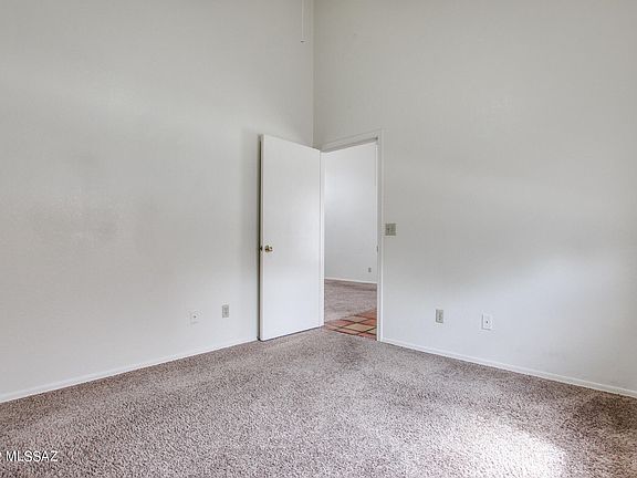 3rd image of 621 W Redondo Dr