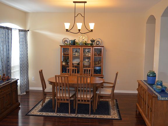 Family and Dinning areas