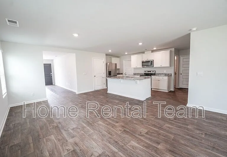 412 Coconut Dr — Photo 6