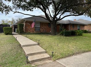 2201 Woodcreek #A, Carrollton, TX 75006