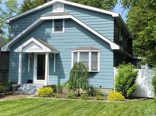 64 Station Rd, Bellport, NY 11713