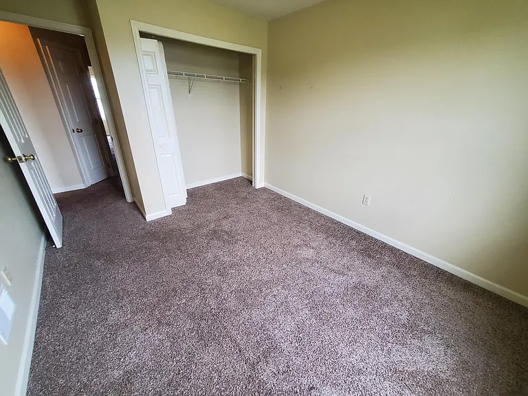 667 Walnut Tree Dr #1 — Photo 10