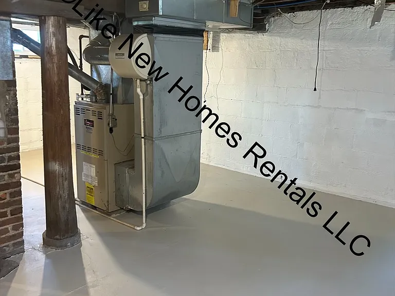 527 Fletcher St — Photo 14