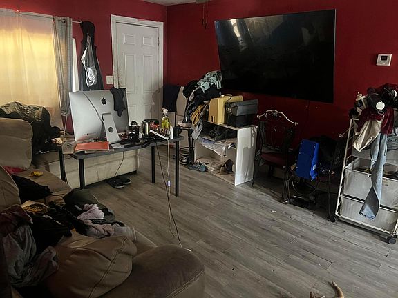 5th image of 2126 NW 92ND Street