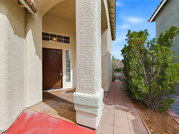 3rd image of 902 Royalmile Way