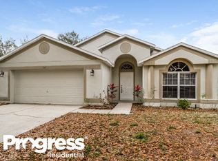 327 Lancer Oak Dr, Apopka, FL 32712