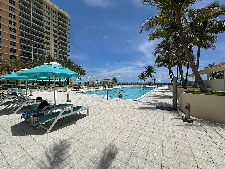 2501 S Ocean Dr #326 — Photo 33