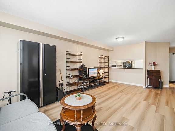 5th image of 234 Albion Rd #610