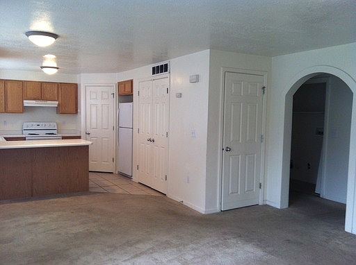 1st image of 4113 S Highland Dr APT N