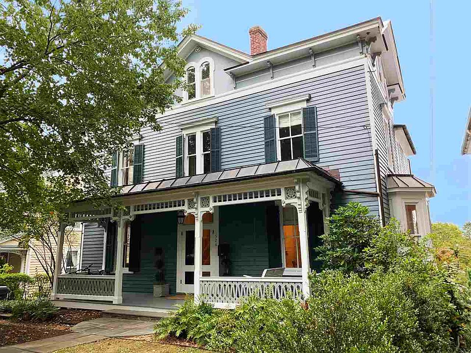 2nd image of 526 1st St N