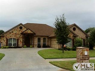 2408 Sleepy Hollow Rd, Ennis, TX 75119