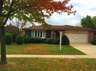 3397 Brewer Rd, Darien, IL 60561