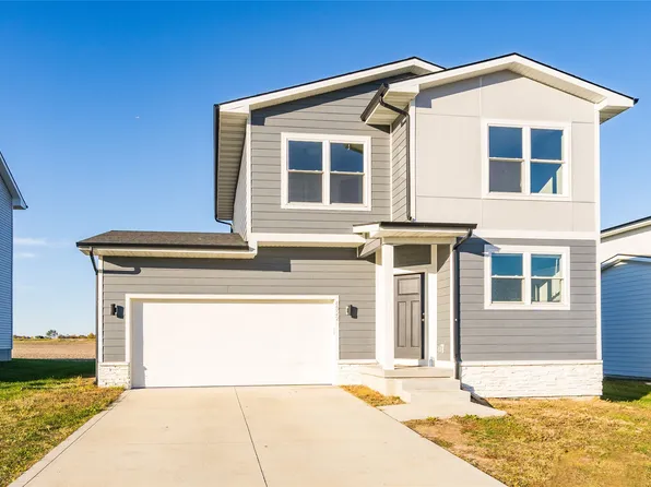 6922 SE 7th Ave, Pleasant Hill, IA 50327