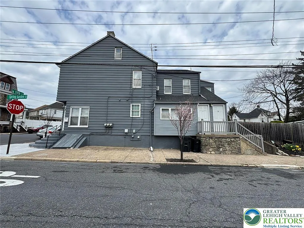 1 bed, 1.0 bath, 750 sqft, $1,450 — Photo 2