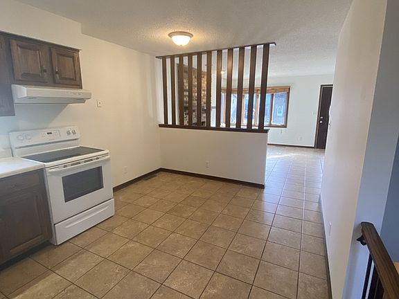 3rd image of 319 Opal Cir #321