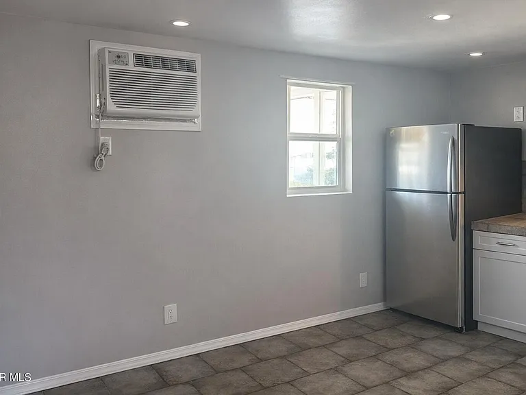614 Marr St #C — Photo 3